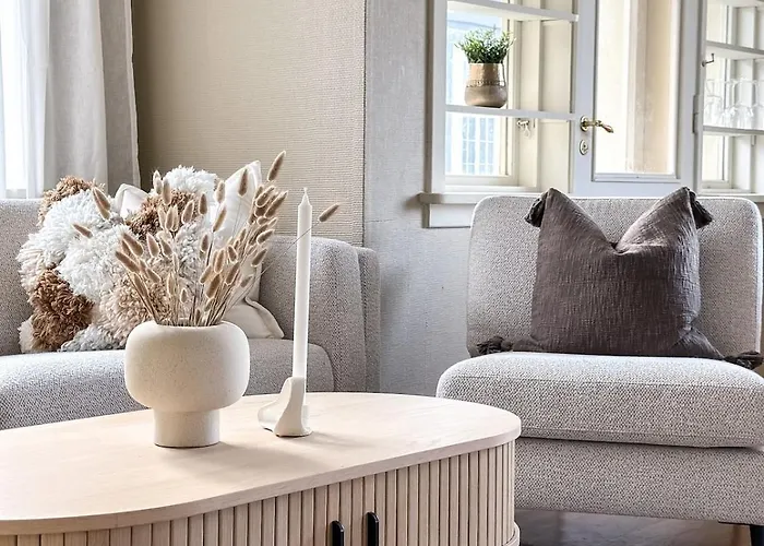 Stor Innbydende Leilighet Med 4 Soverom Og Sentral Beliggenhet