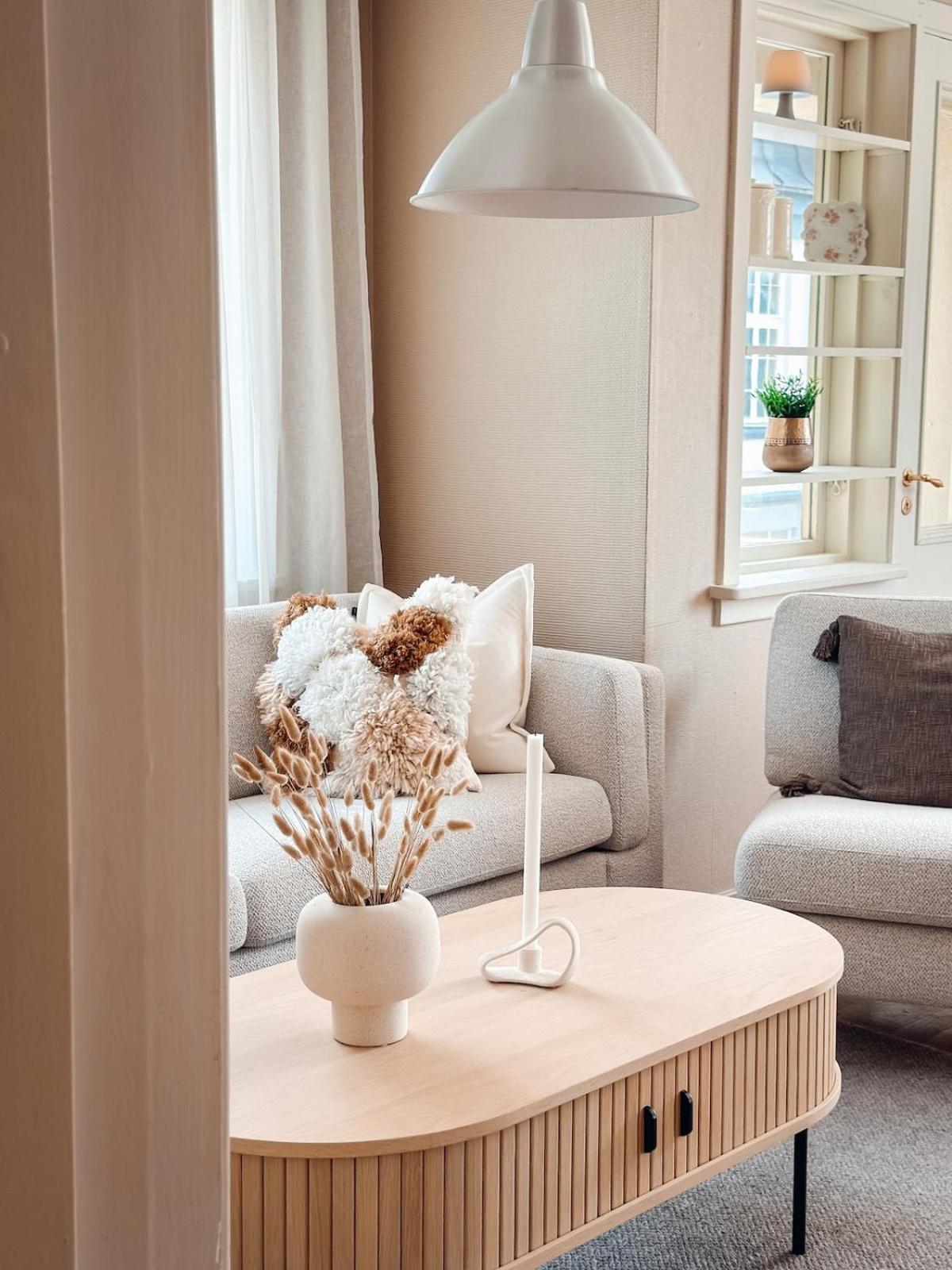 Stor Innbydende Med 4 Soverom Og Sentral Beliggenhet Notodden